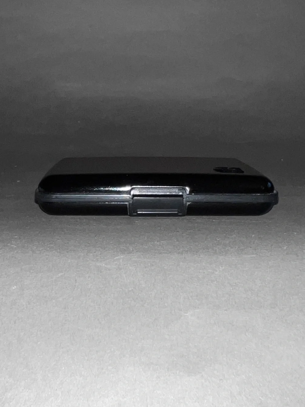 Hard Black Glossy Credit Card Case